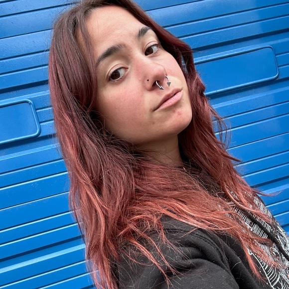 Meet your Posher, Michelle - Picture 2 of 6